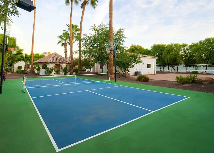 Holiday home Luxury 8br With Pool, Pickleball, Golf & Volleyball Scottsdale