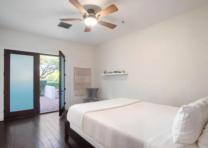 Holiday home Luxury 8br With Pool, Pickleball, Golf & Volleyball *